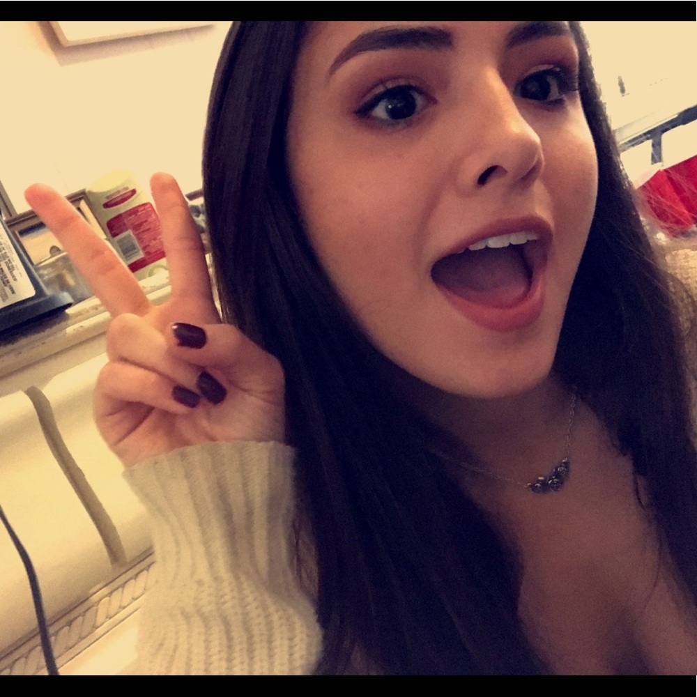 Meet your Posher, Jenna